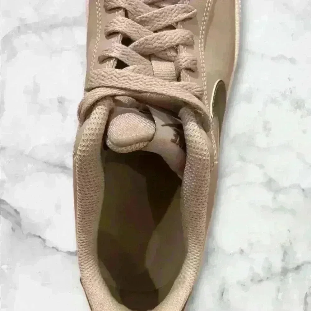 Nike Shoes Women’s, Nike Court Royale Rose Smokey, Mauve Gum - Picture 2 of 6